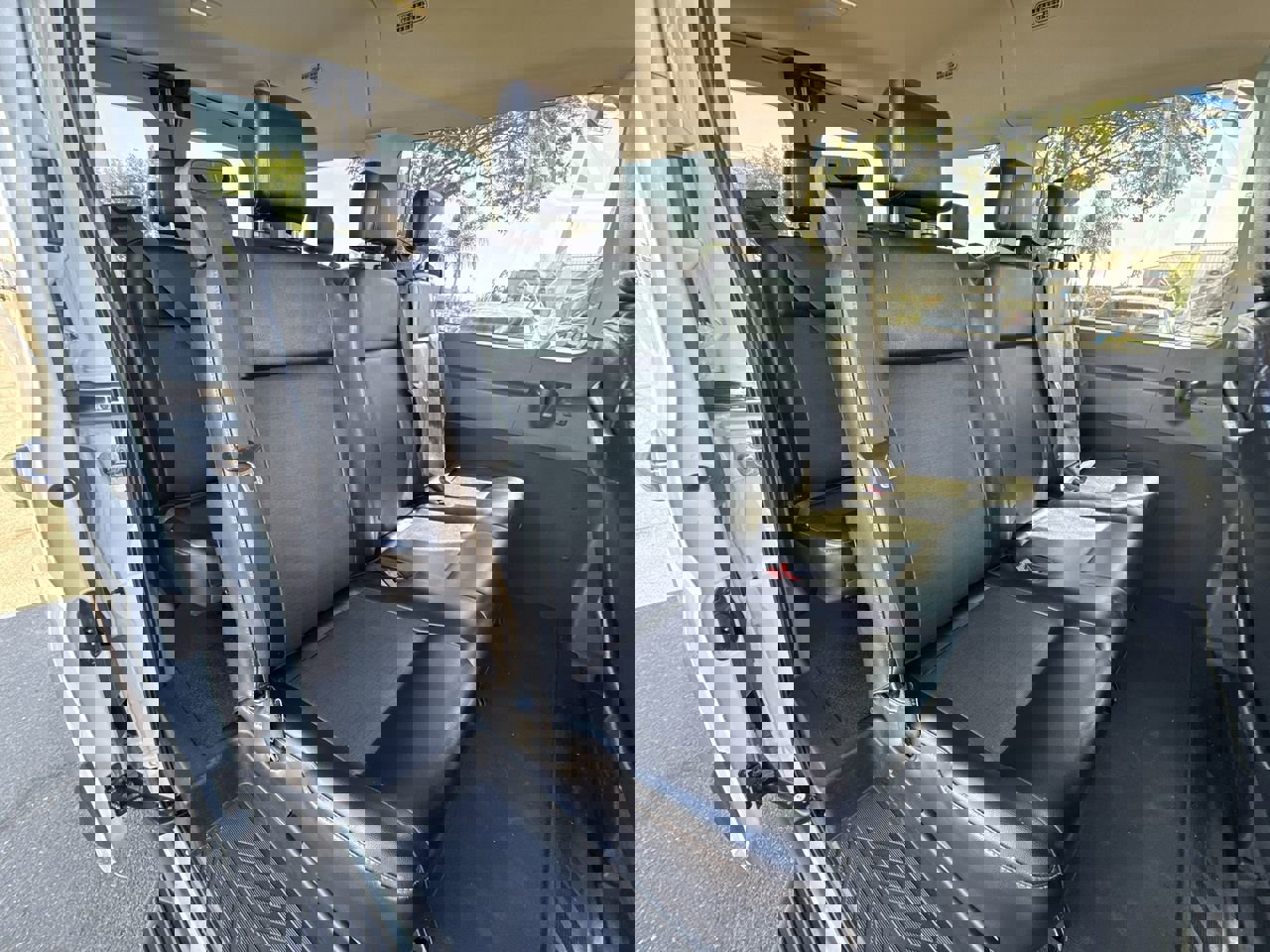 Used 2020 Ford Transit 150 XL image 21