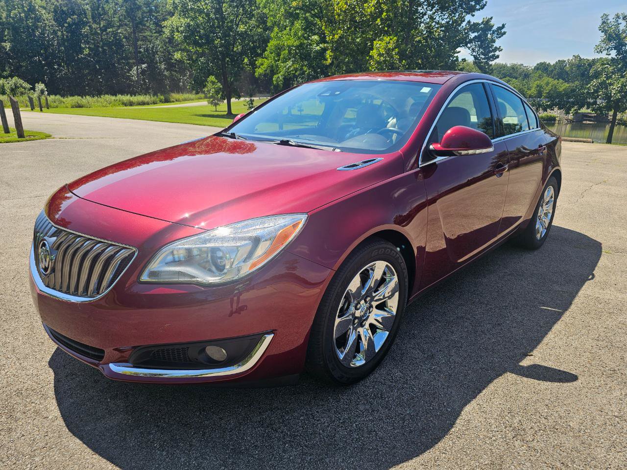 Used 2016 Buick Regal Premium w/ Driver Confidence Package #1 FWD image 11
