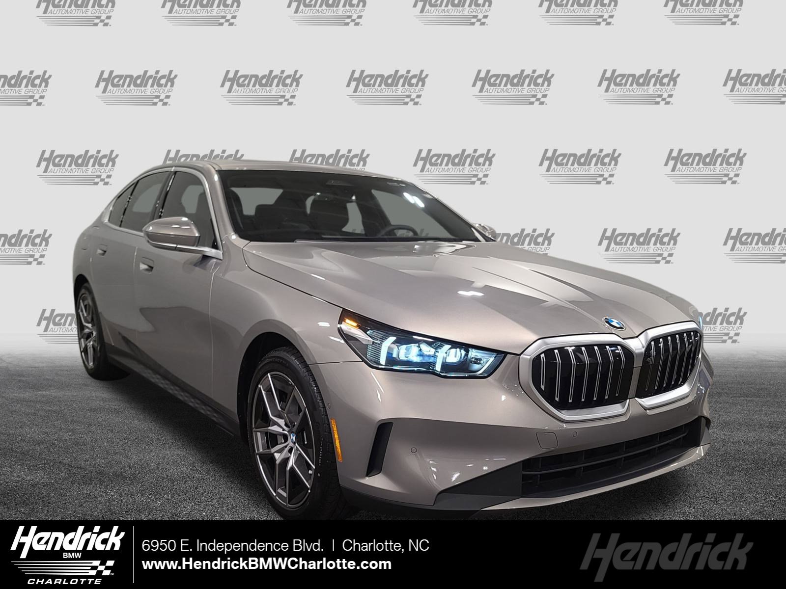 New 2026 BMW 530i xDrive w/ Premium Package image 1