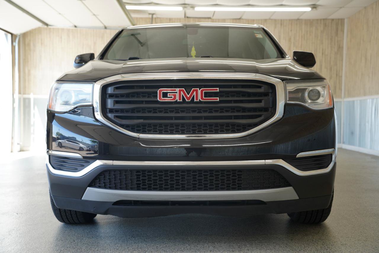Used 2017 GMC Acadia SLE FWD image 3