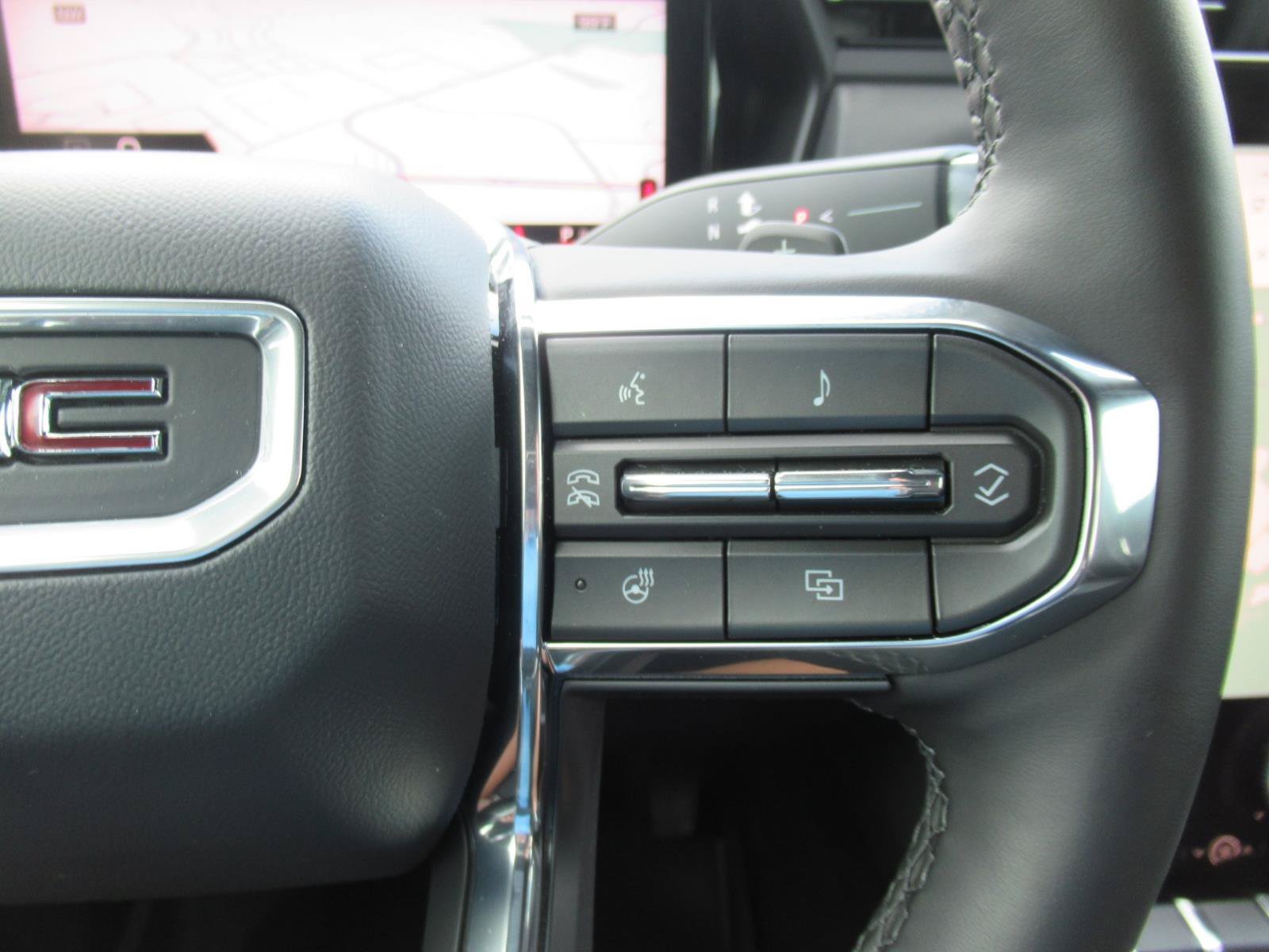 Used 2026 GMC Terrain Elevation w/ Black Edition FWD image 24