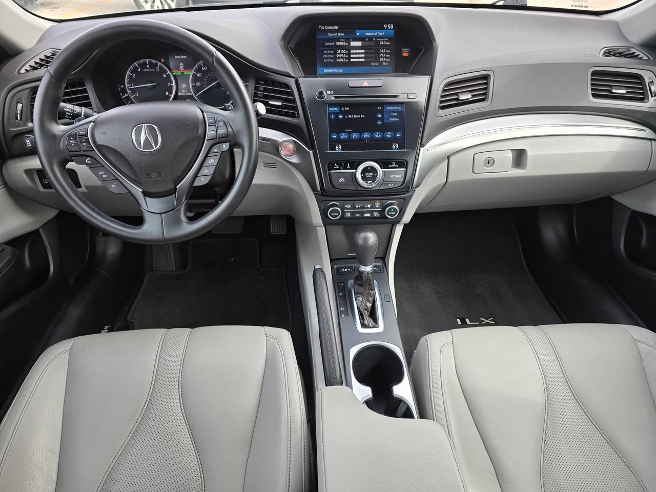 Used 2019 Acura ILX w/ Premium Package FWD image 26