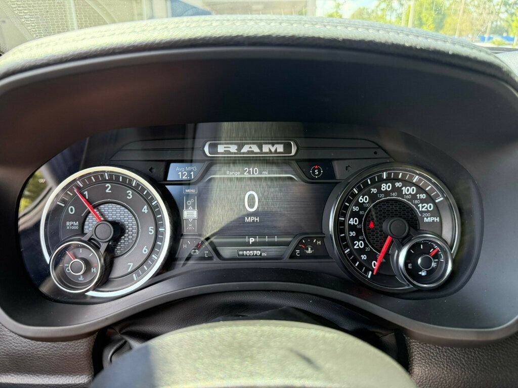Used 2025 RAM 1500 Laramie image 4