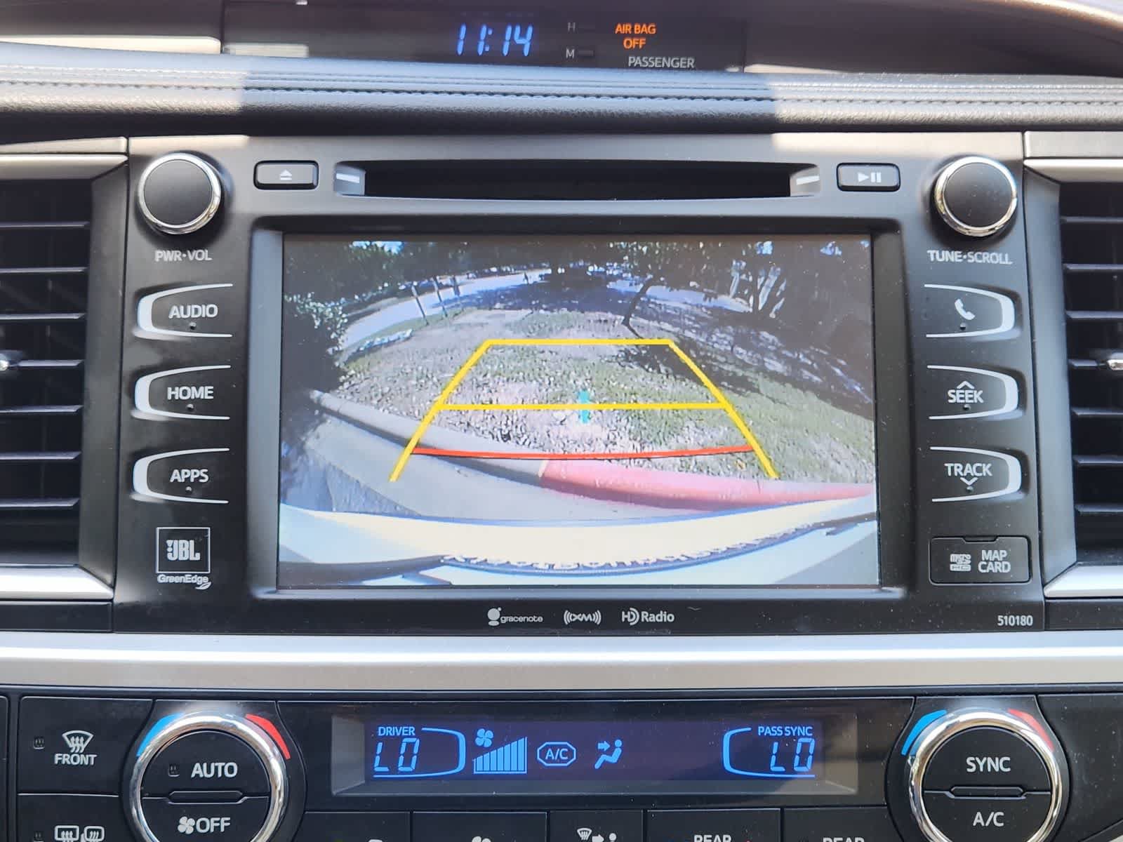 Used 2017 Toyota Highlander Limited FWD image 17