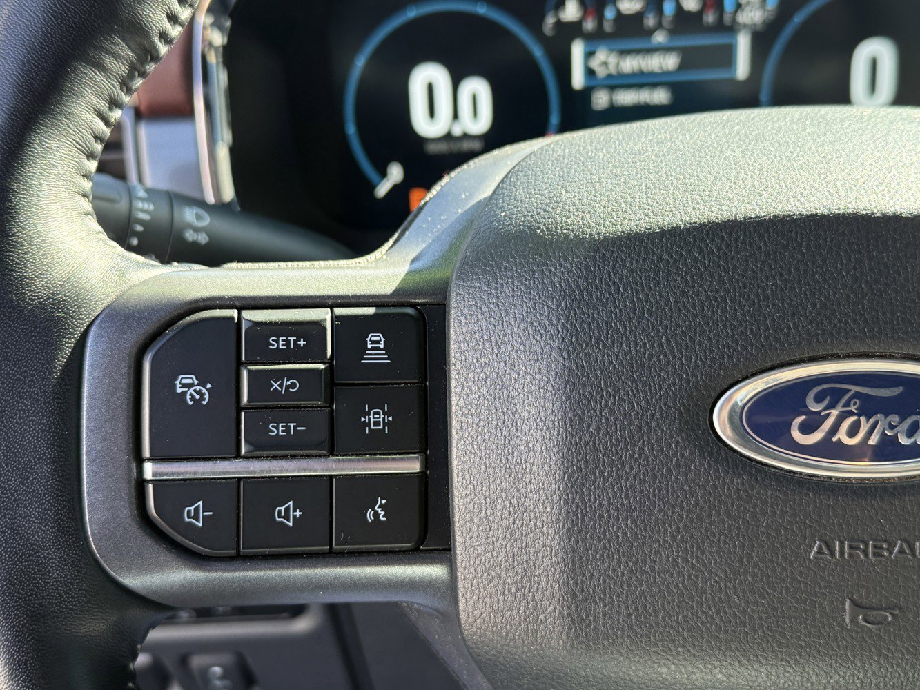 Used 2023 Ford F150 Lariat w/ Max Trailer Tow Package image 19