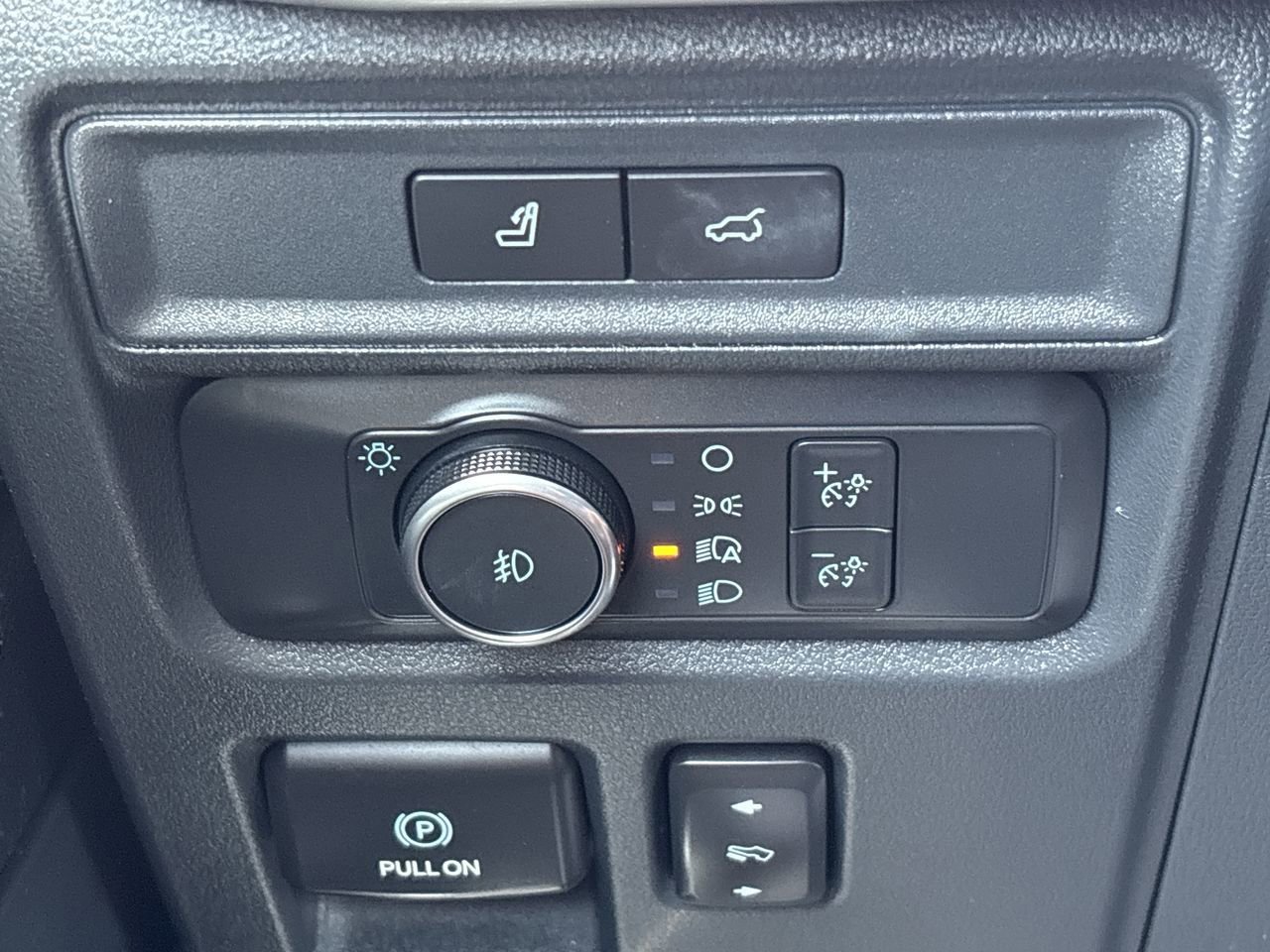 Certified 2022 Ford Expedition XLT RWD image 28