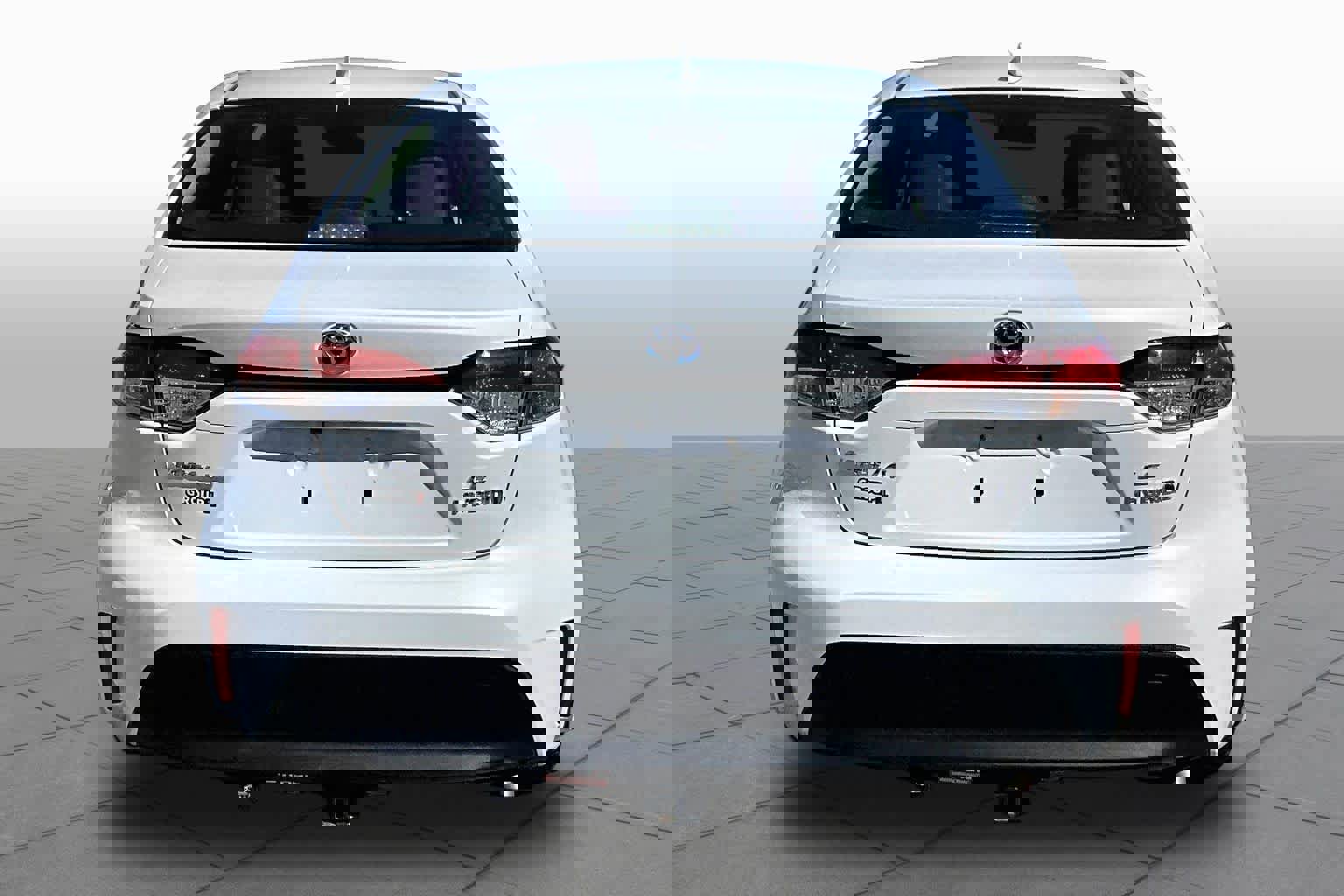 Used 2023 Toyota Corolla LE w/ LE Convenience Package AWD/4WD image 5