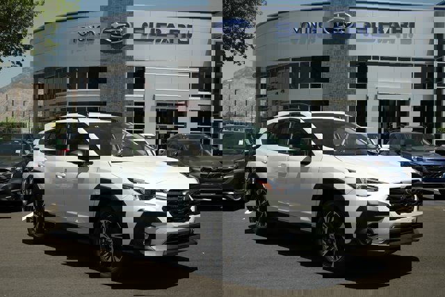 Certified 2025 Subaru Crosstrek 2.0i Premium image 1
