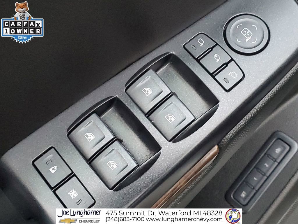 Used 2019 Chevrolet Suburban LT w/ LT Signature Package image 26