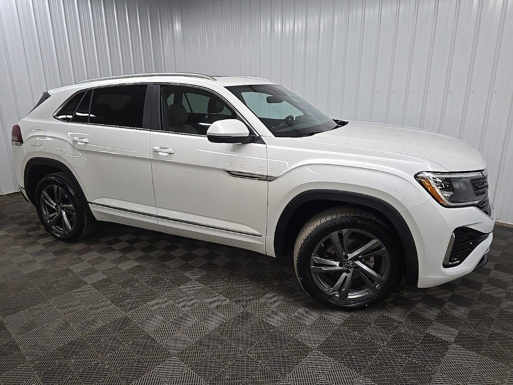 Used 2024 Volkswagen Atlas Cross Sport SEL R-Line