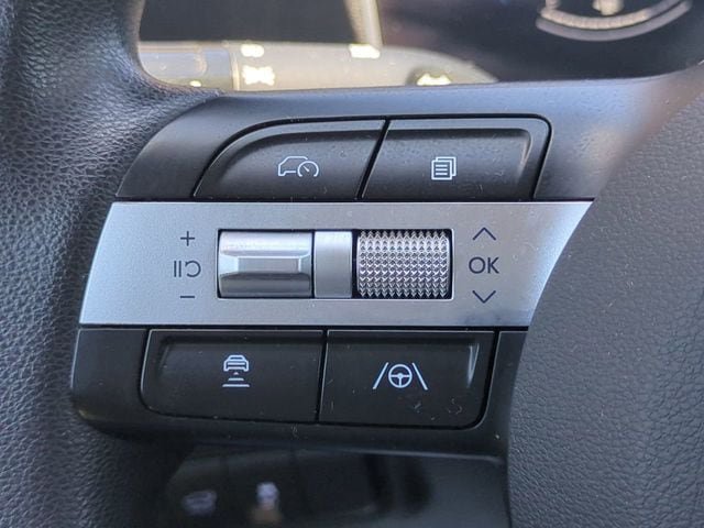 Used 2025 Hyundai Tucson SEL FWD image 24