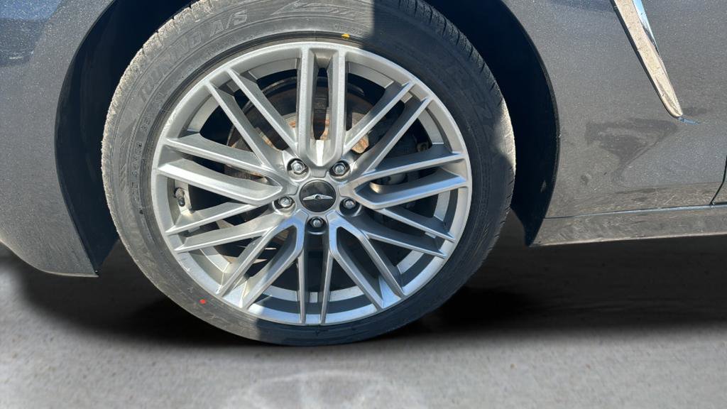 Used 2020 Genesis G70 2.0T AWD/4WD image 27