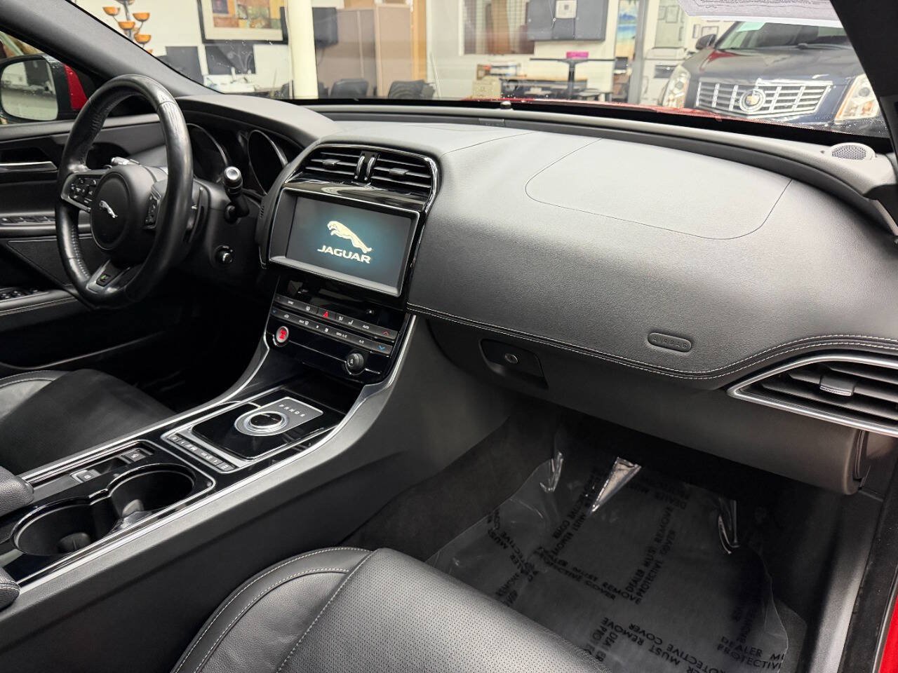 Used 2017 Jaguar XE R-Sport AWD/4WD image 18