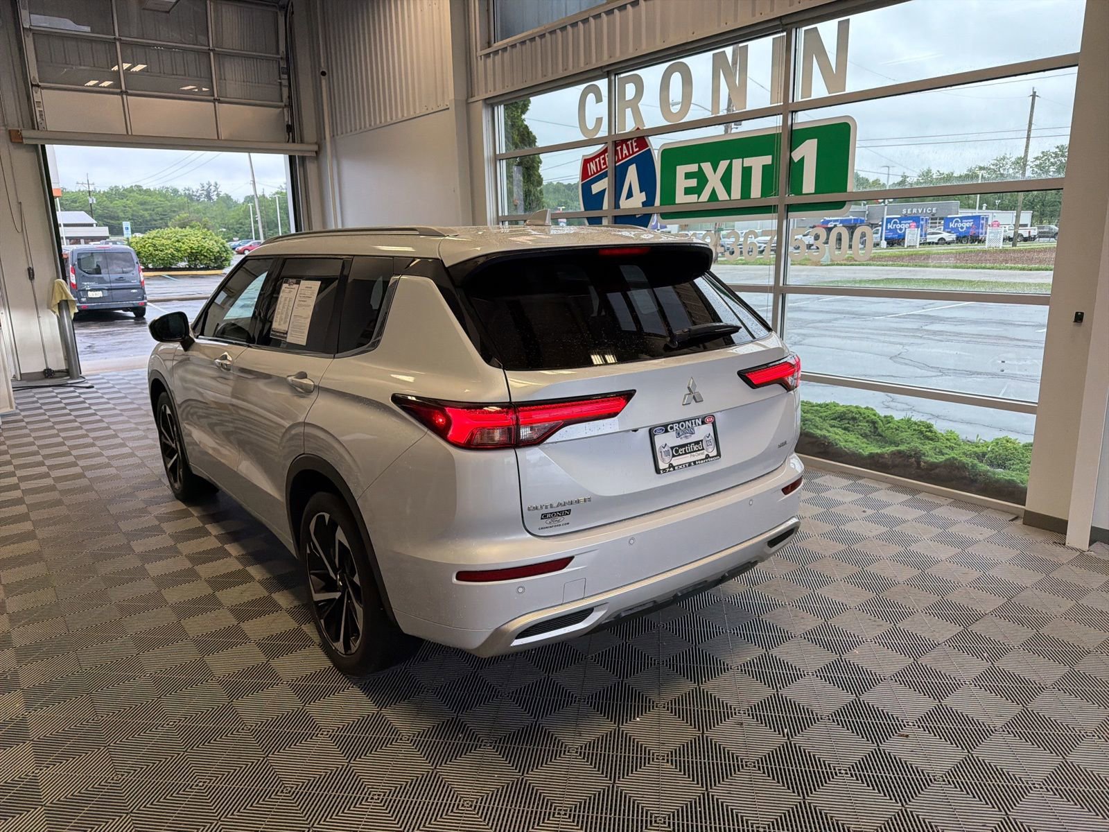 Used 2022 Mitsubishi Outlander SEL AWD/4WD image 4