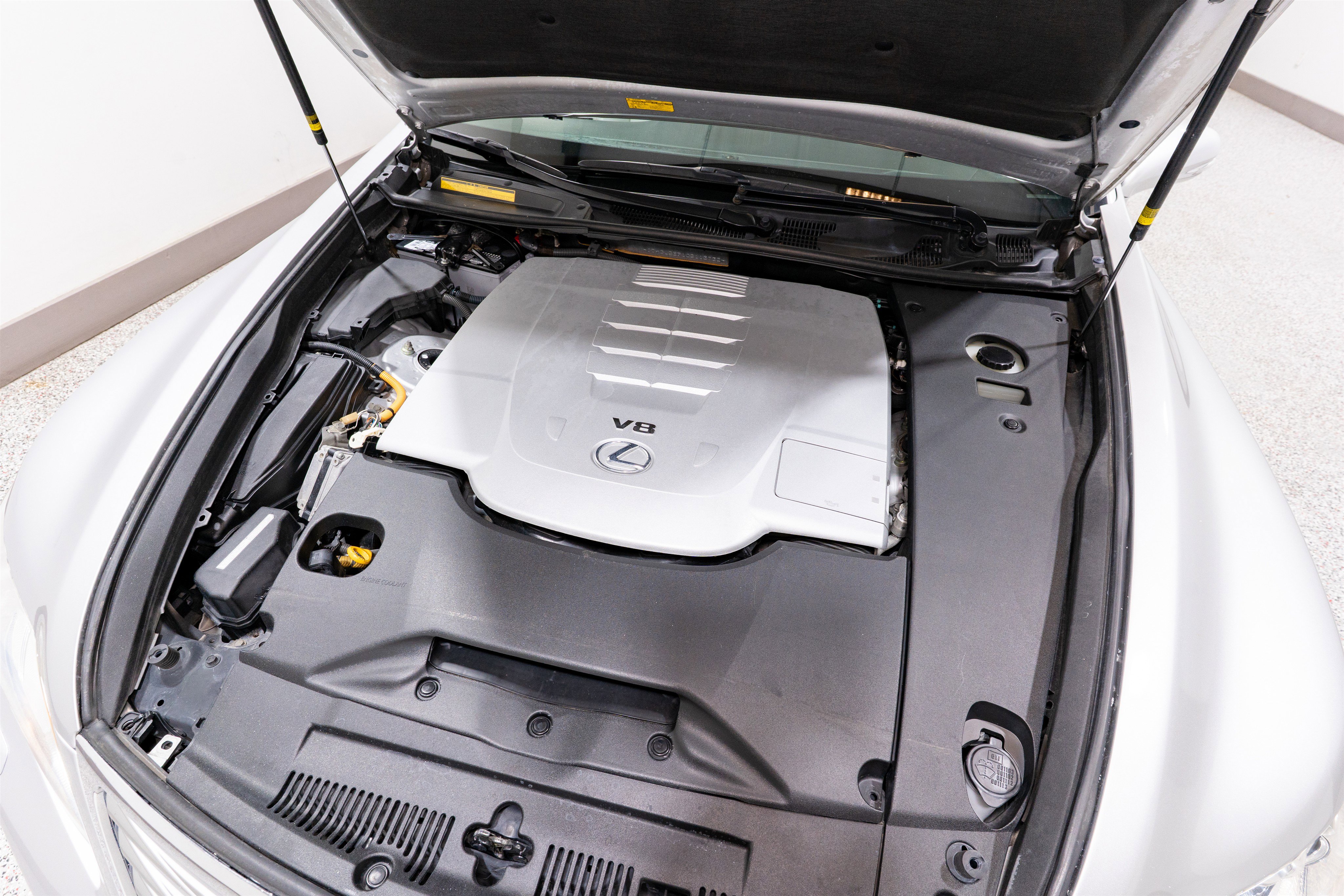 Used 2012 Lexus LS 460 w/ Comfort Pkg image 37