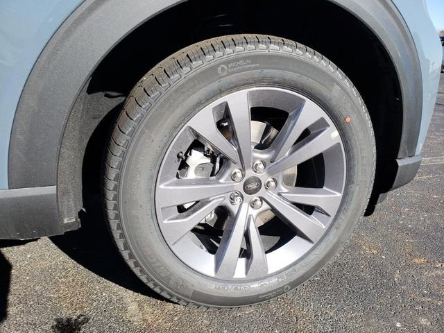 New 2026 Ford Explorer Active image 28