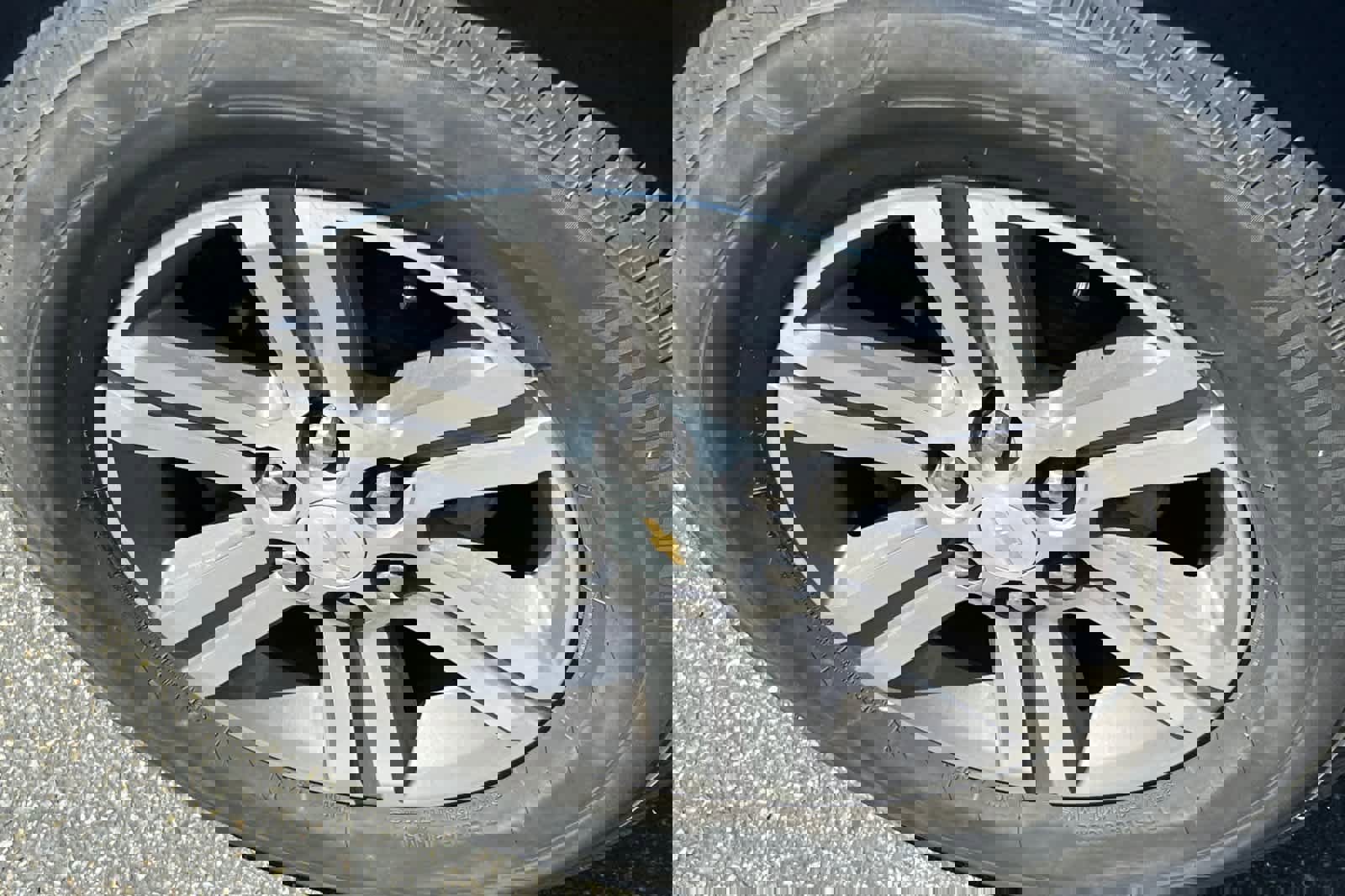 Used 2017 Chevrolet Traverse LT image 17