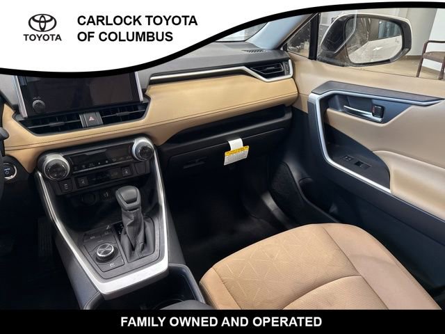 Used 2025 Toyota RAV4 XLE w/ Convenience Package image 19