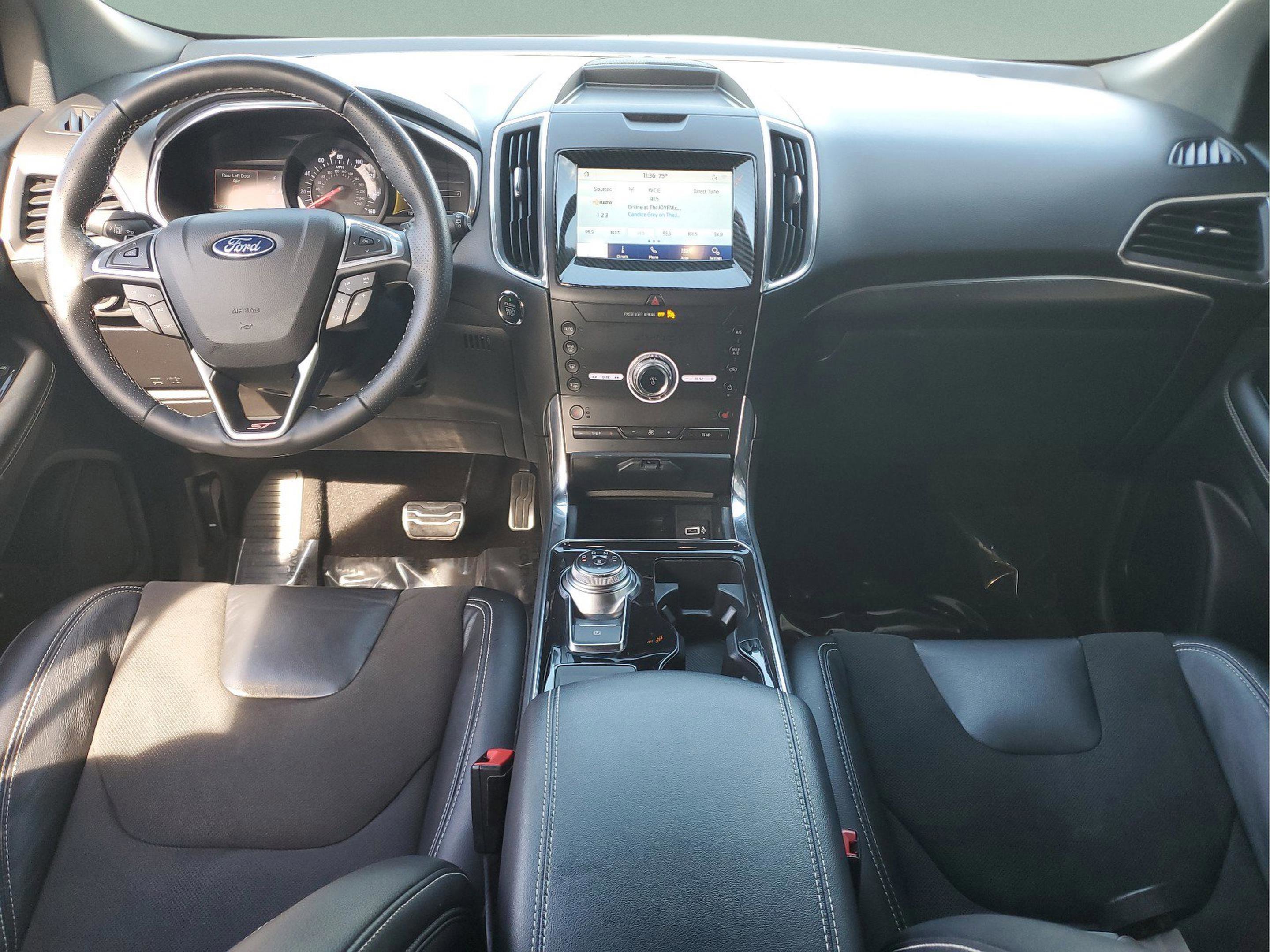 Used 2020 Ford Edge ST image 13