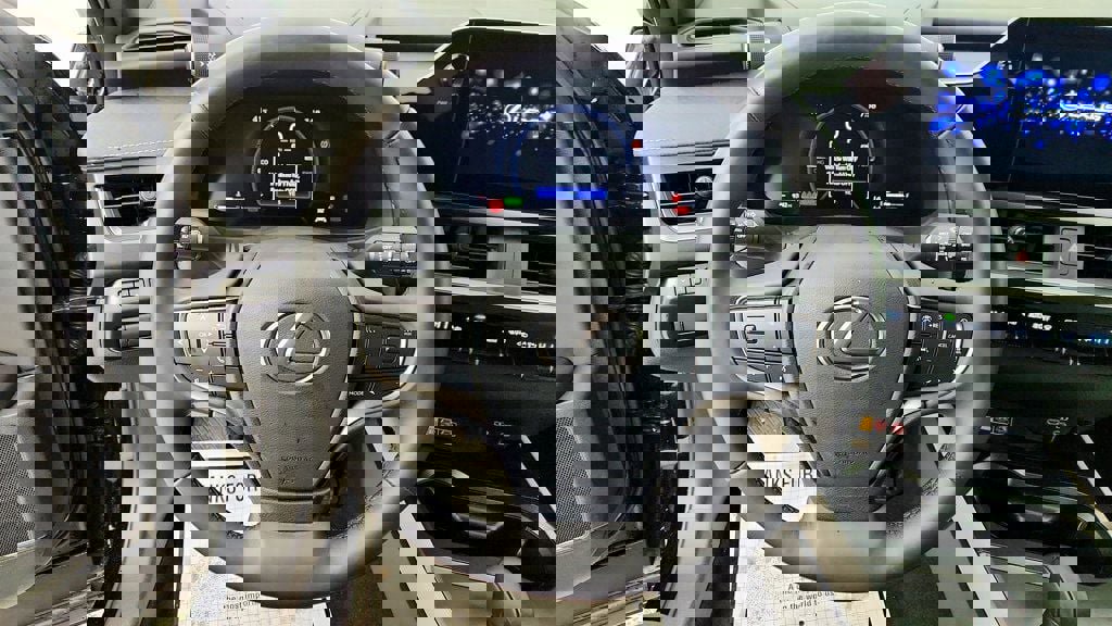 Used 2025 Lexus UX 300h AWD w/ Accessory Package (Z2) image 14