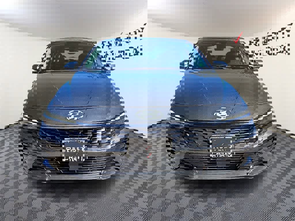 Certified 2024 Hyundai Elantra SEL w/ Convenience Package image 2