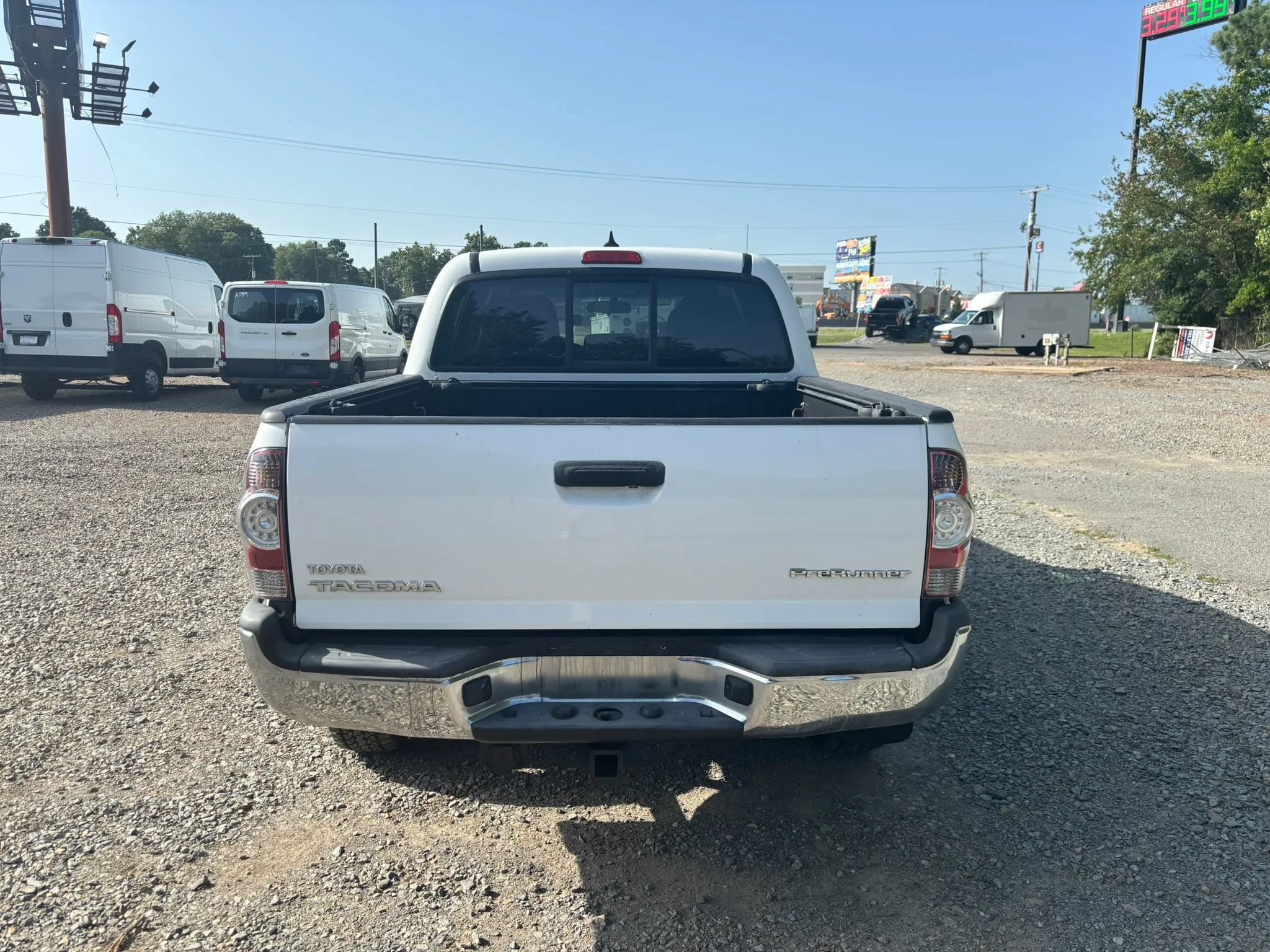Used 2015 Toyota Tacoma PreRunner w/ SR5 Package RWD image 7