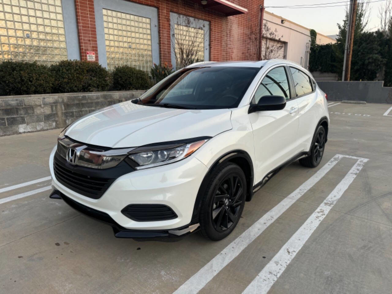 Used 2022 Honda HR-V Sport image 1