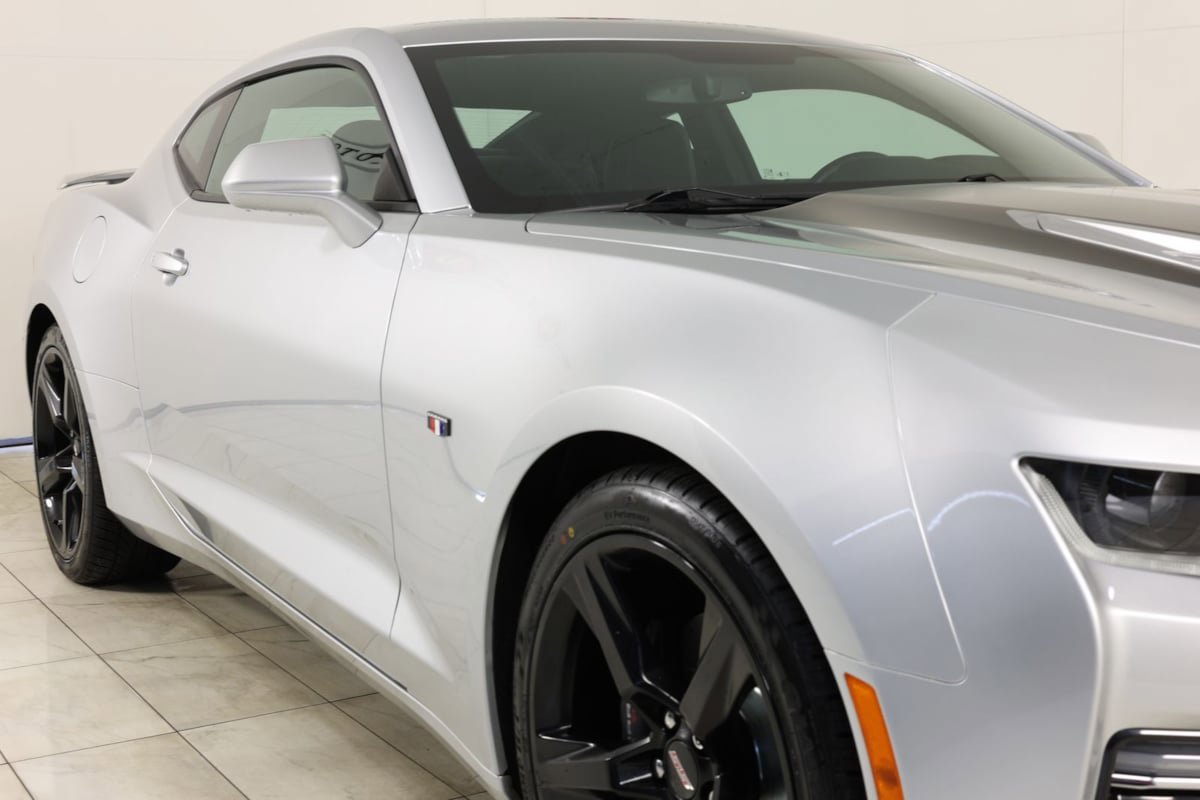 Used 2018 Chevrolet Camaro SS RWD image 38