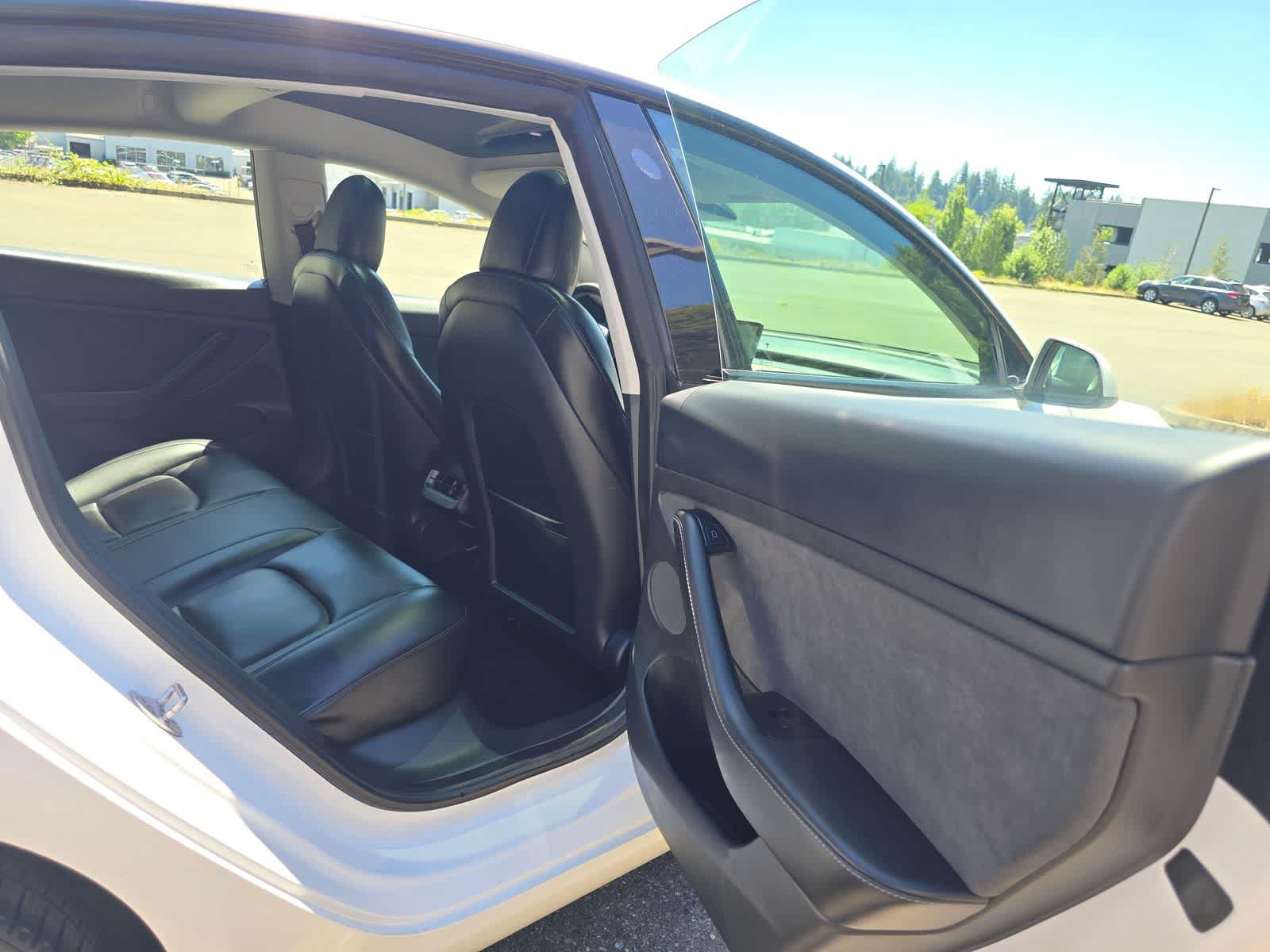 Used 2021 Tesla Model 3 Standard Range Plus RWD image 13