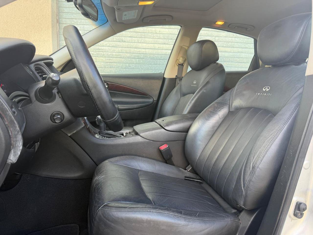 Used 2010 INFINITI EX35 Journey RWD image 20