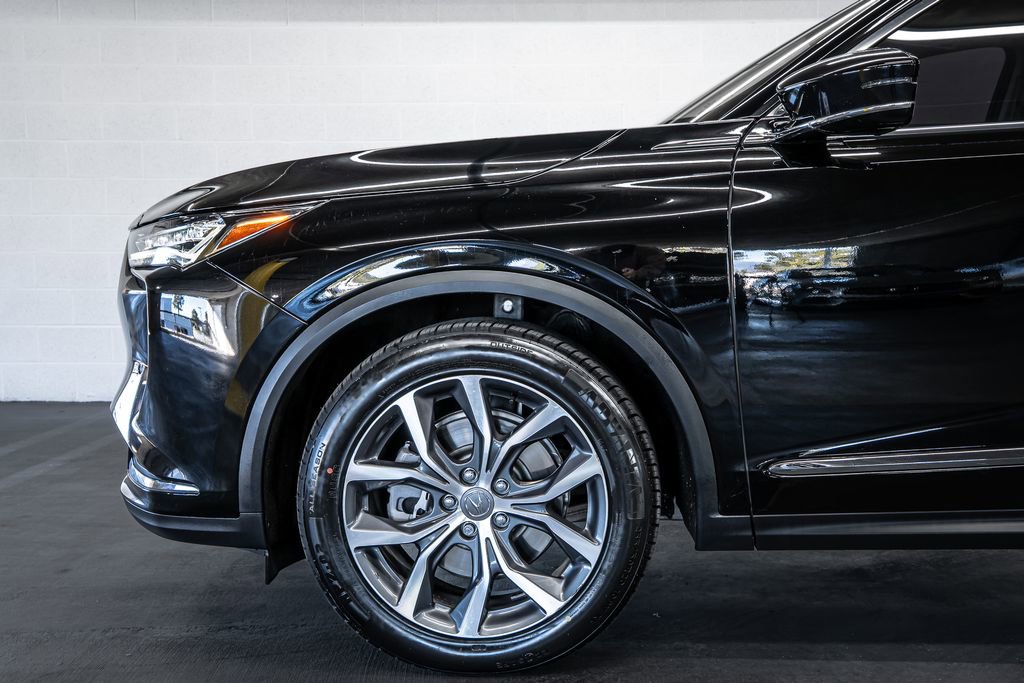 Certified 2023 Acura MDX FWD w/ Technology Package image 12