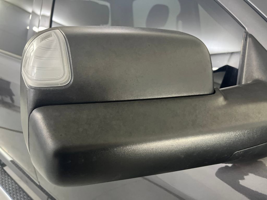 Used 2018 RAM 2500 Tradesman w/ Chrome Appearance Group image 75