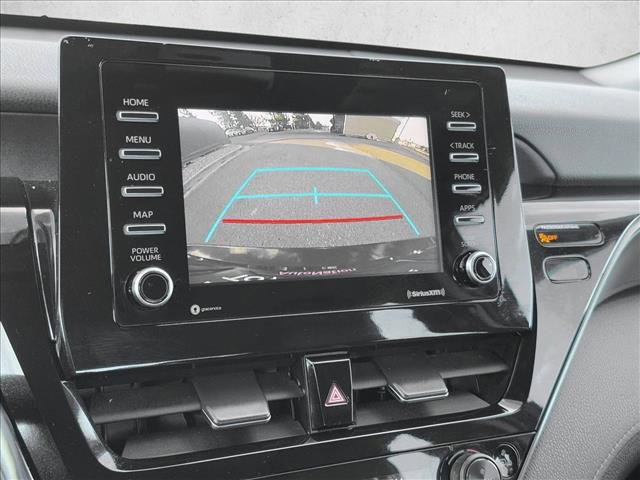 Used 2024 Toyota Camry SE image 12