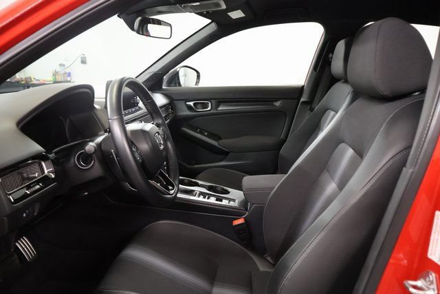 Used 2025 Honda Civic Sport image 12