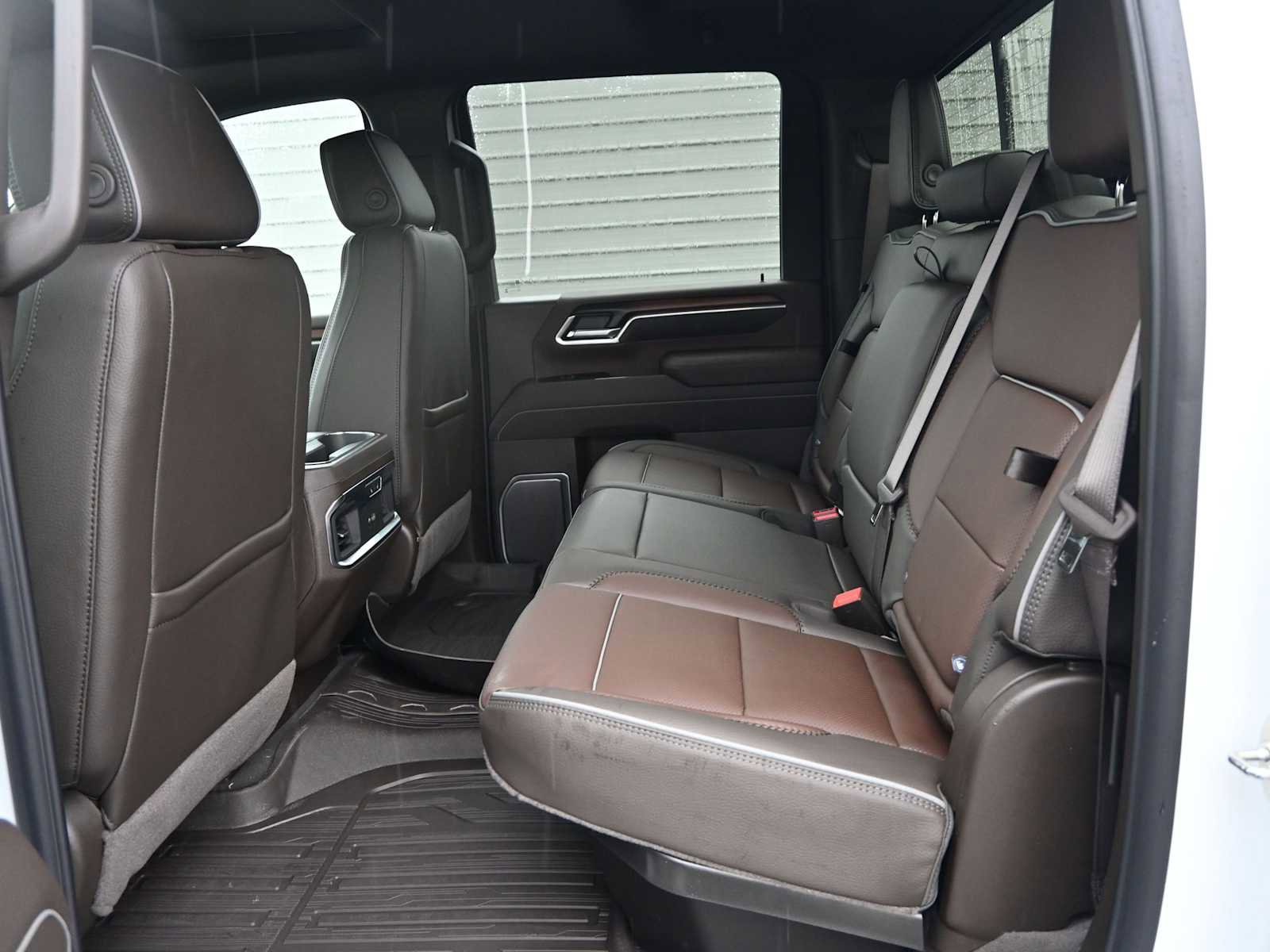 New 2026 GMC Sierra 3500 Denali w/ Denali Reserve Package image 23