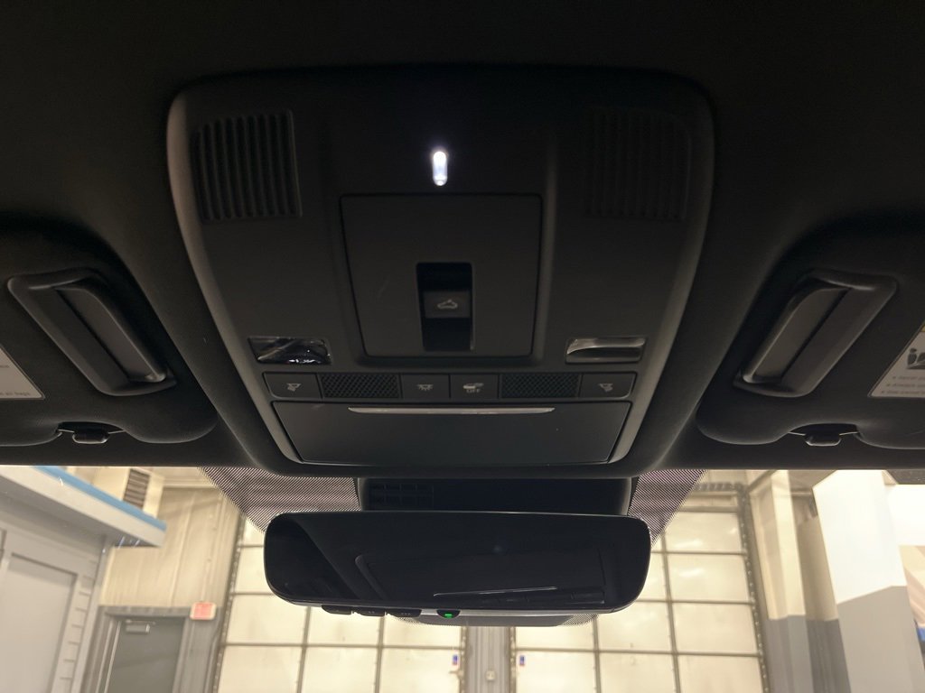 Used 2021 MAZDA CX-9 Signature image 27