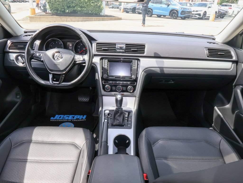 Used 2019 Volkswagen Passat 2.0T Wolfsburg FWD image 16