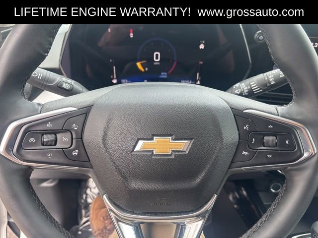 Used 2025 Chevrolet Trax LT w/ LT Convenience Package FWD image 12