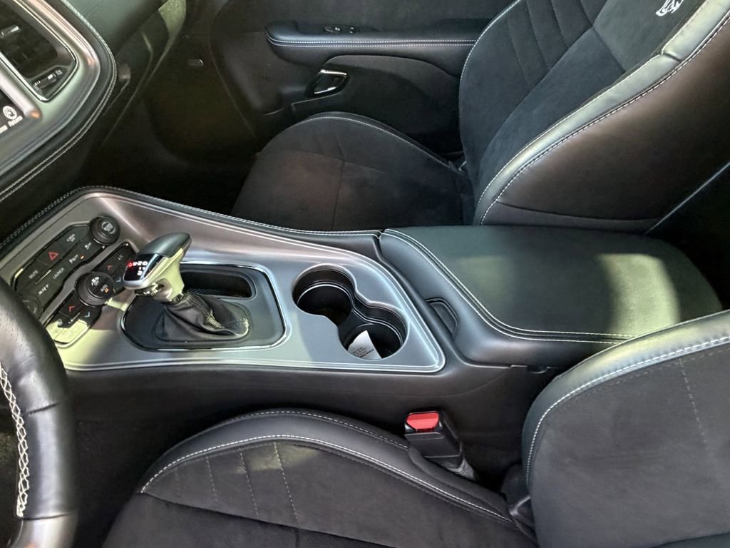 Used 2023 Dodge Challenger SRT Hellcat w/ Driver Convenience Group RWD image 18