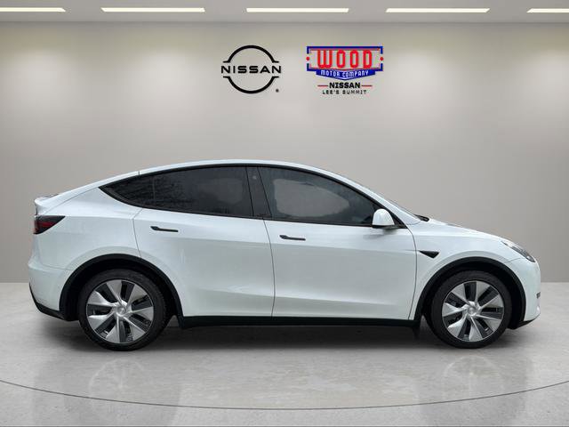 Used 2021 Tesla Model Y Long Range image 2