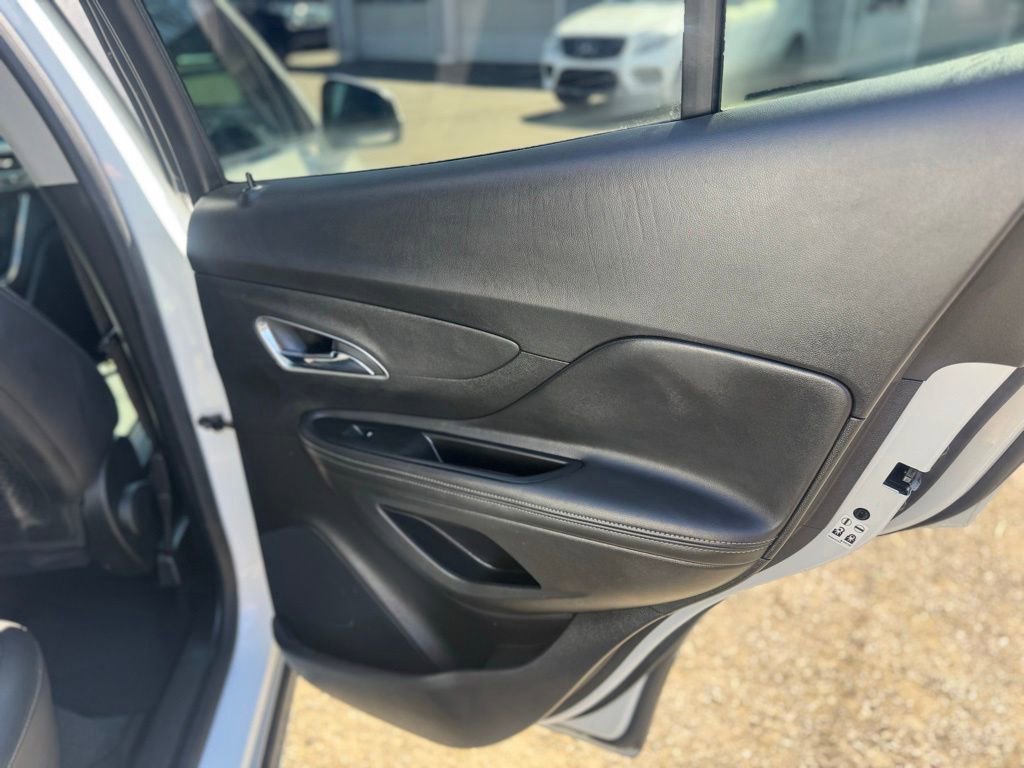 Used 2016 Buick Encore AWD image 21