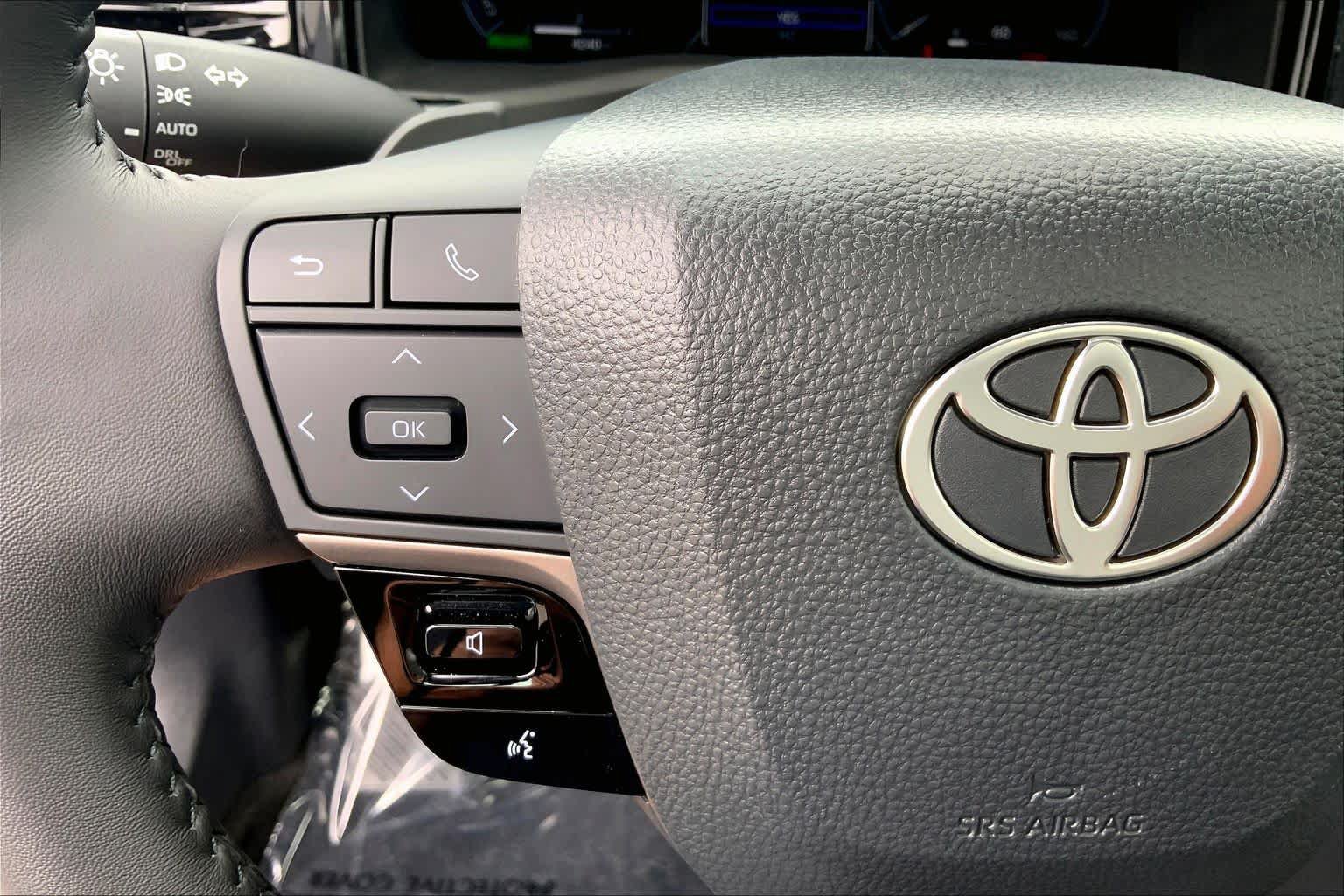 Used 2026 Toyota Camry XSE AWD/4WD image 24