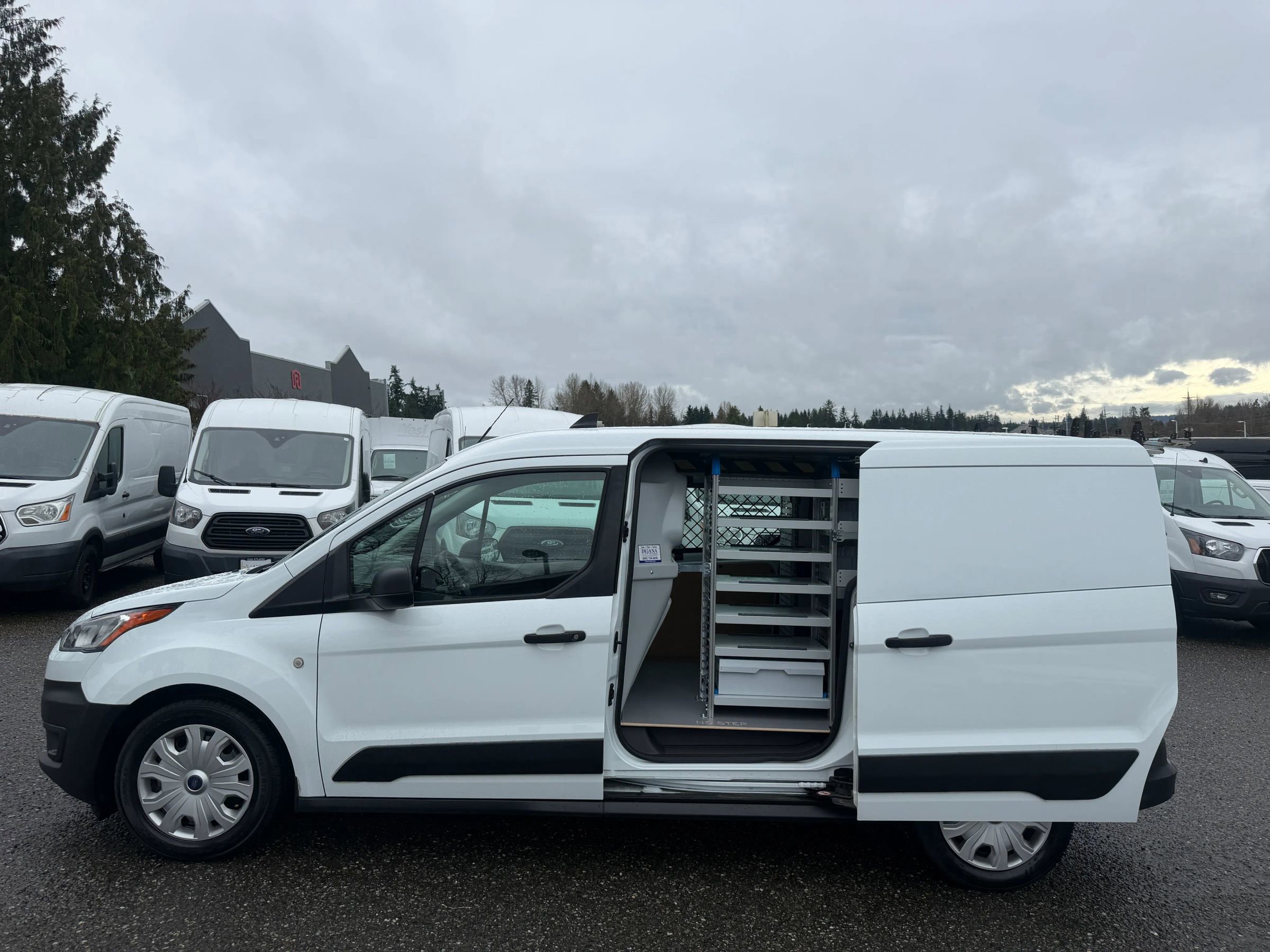 Used 2019 Ford Transit Connect XL image 13