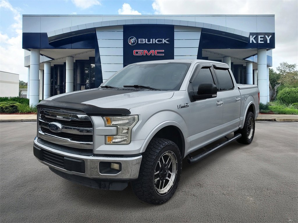 Used 2015 Ford F150 Lariat w/ Trailer Tow Package image 3