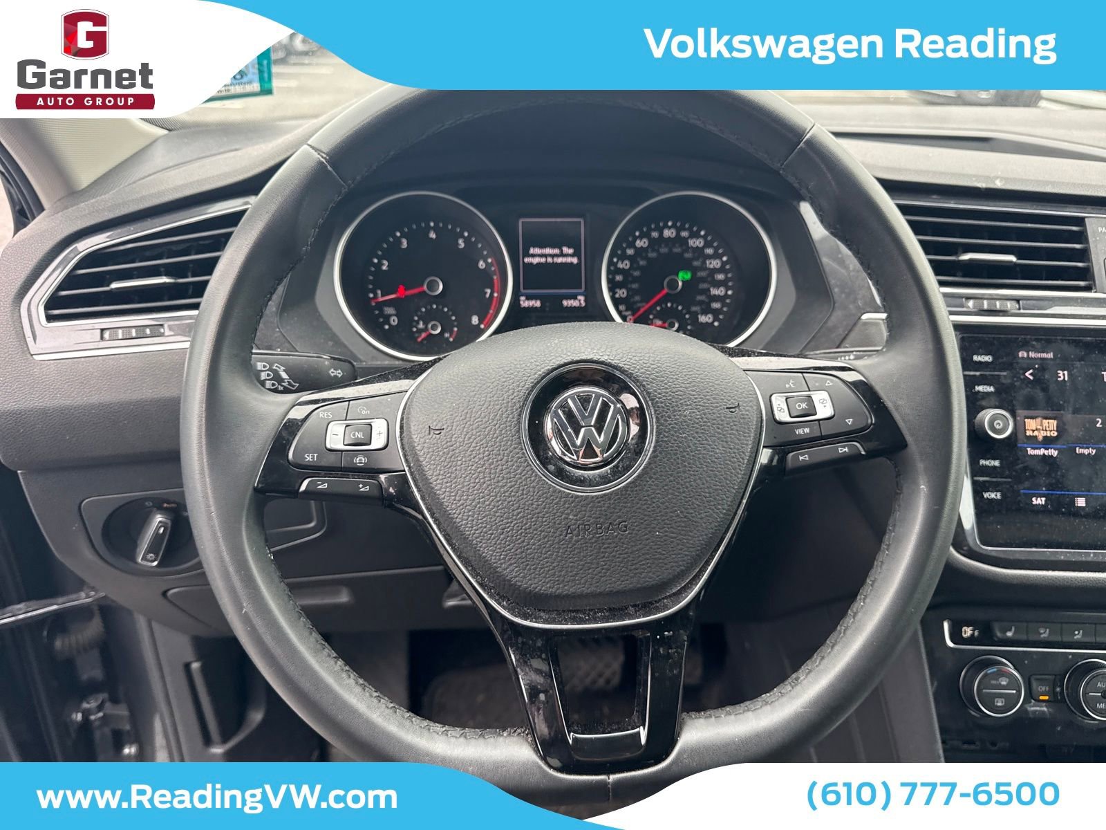 Used 2020 Volkswagen Tiguan SE w/ Panoramic Sunroof Package image 14
