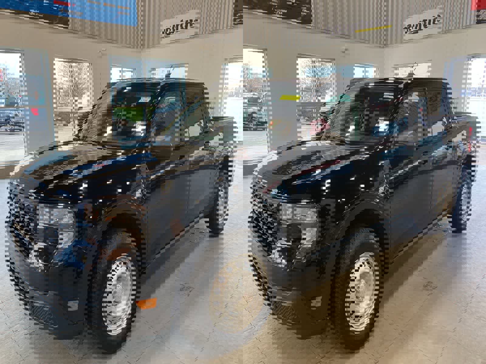 Used 2025 Ford Maverick XL w/ 4K Tow Package image 1