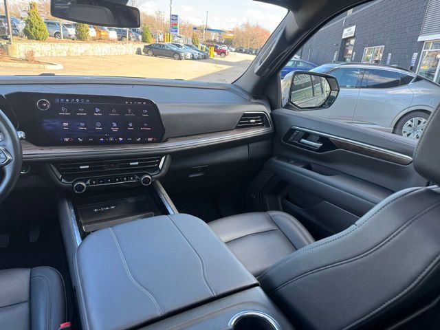 Used 2025 Chevrolet Tahoe LT w/ Comfort Package image 39