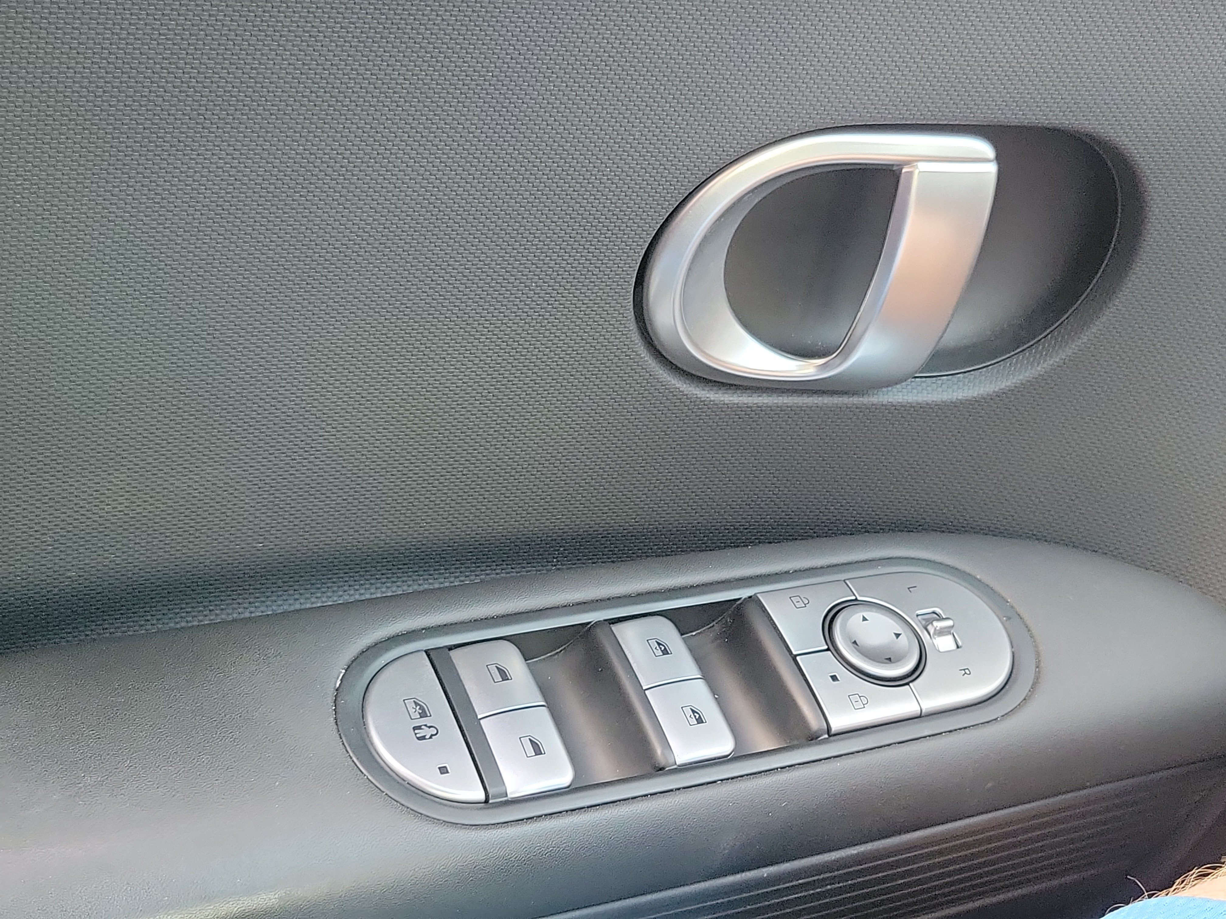 Certified 2024 Hyundai Ioniq 5 SEL RWD image 13