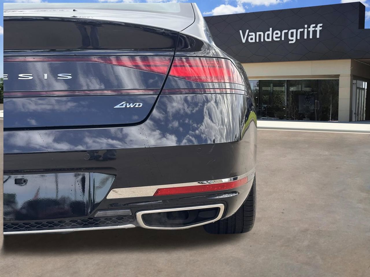 Used 2025 Genesis G90 3.5T image 11