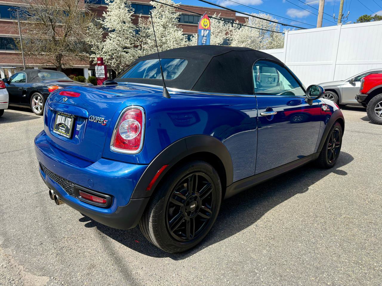 Used 2015 MINI Cooper Roadster S FWD image 10